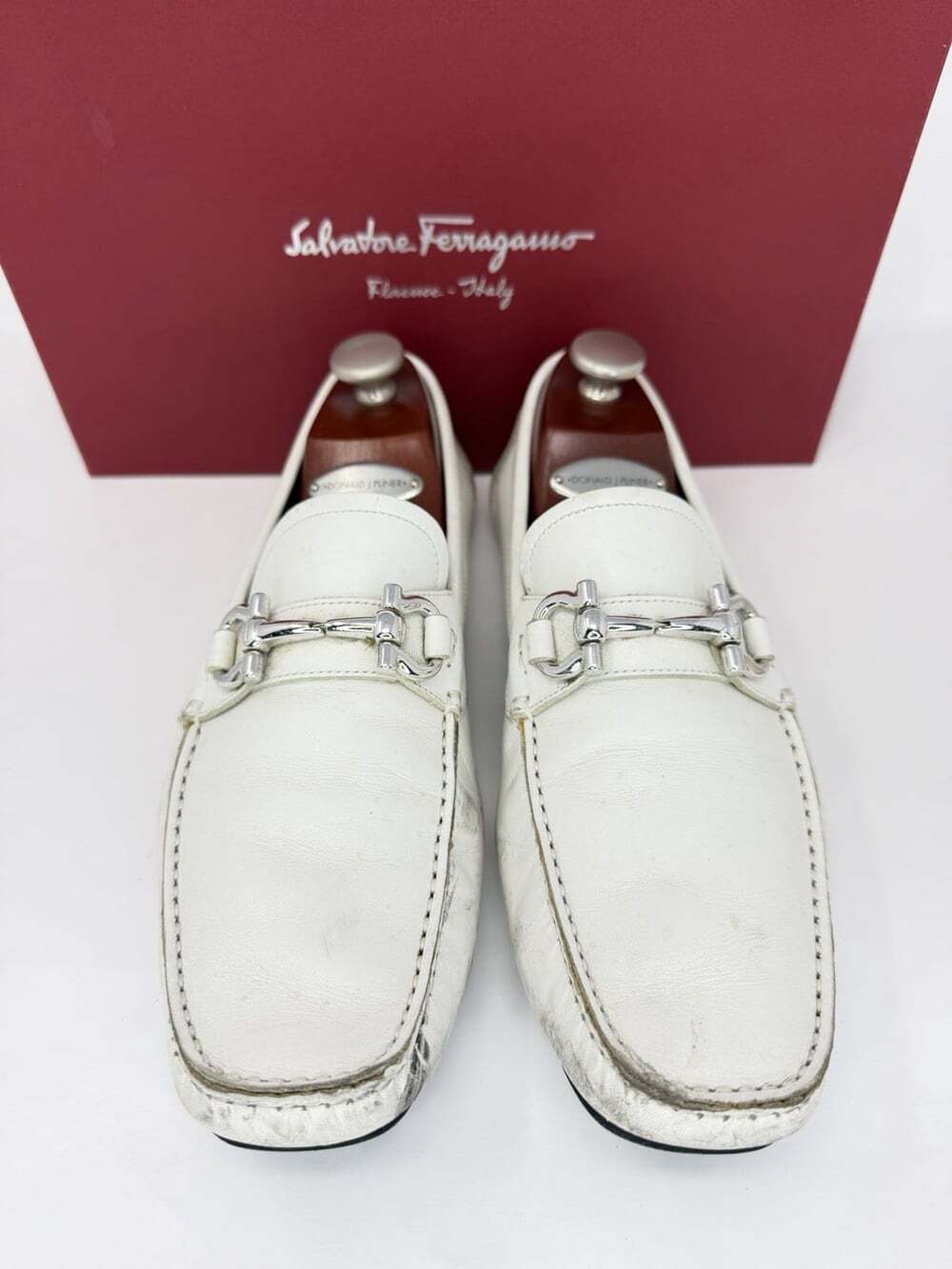 Salvatore Ferragamo Gancini Driving Loafers Men’s 9 D White Leather Made Italy - Picture 4 of 10